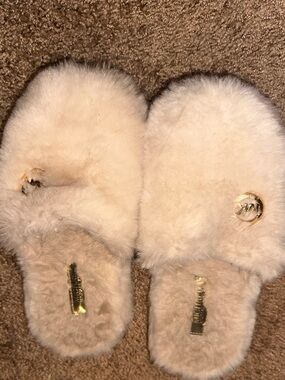 Michael Kors Cream Faux-Fur Slide Slippers with Gold Logo